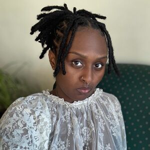 Meet your Posher, Kiki